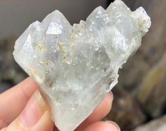 Chlorite Phantom Quartz Crystal - Transparent Quartz (40 g)