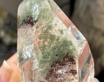 Lodolite Garden Quartz Polished Tower — 106 g — Brazil
