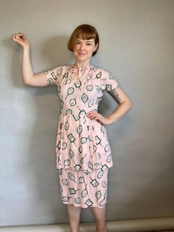 Gorgeous Pastel Pink Late 1930s / Early 1940s Tier