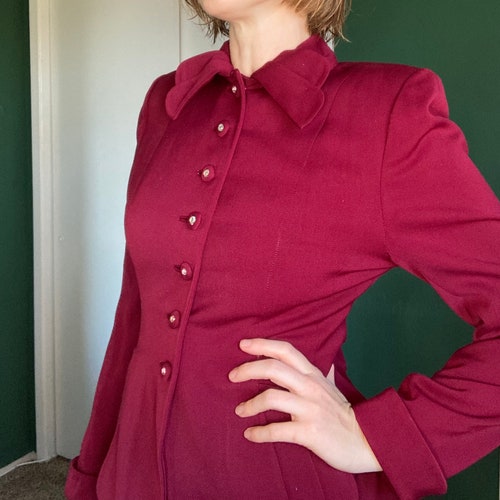 Incredible Vintage 1940s Wasp Waisted Burgundy Blazer - deals Sz Sm/Med