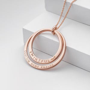 Custom Engraved Circle Necklace - Personalized Name Necklace for Mom, Grandma & More - Gold, Silver and  Rose Gold Jewelry Gift