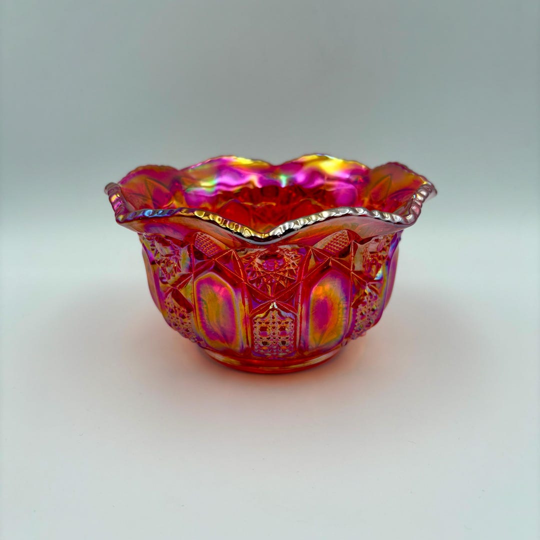 Red Carnival Glass Bowlnull