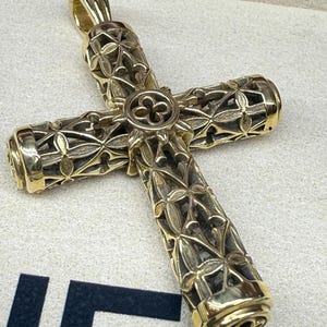 The Gilded Veil – Gothic Cross Pendant, Baroque Gold Necklace, Dark Elegance Jewelry, Victorian m, Ornate Religious Pendant