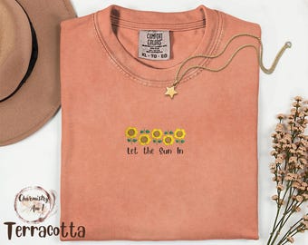 T-shirt z haftowanym słonecznikiem w komfortowych kolorach, koszulka Cottagecore