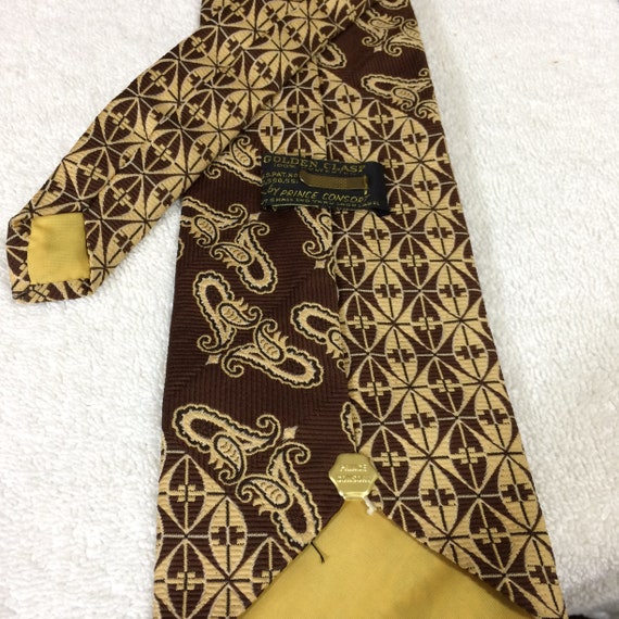 Vintage 1970s Wide Tie Polyester Loud Print Princ… - image 4