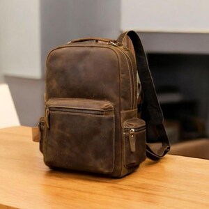 Sac à dos en cuir Crazy Horse, sac pour ordinateur portable en cuir, sac à dos pour ordinateur portable, cartable d'école, sac de voyage, sac à dos en cuir pleine fleur, sac fait main