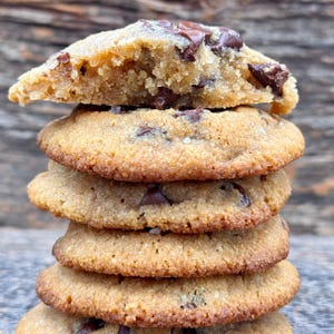 Keto Sugar-Free Gluten-Free Chocolate Chip Cookies | Low-Carb | Diabetic-Friendly | Guilt-Free Desserts | No Sugar Added | Approx - 2oz each