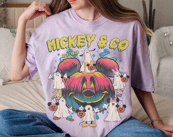 ヴィンテージ ミッキー＆コー 1928年製 ハロウィンTシャツ、ディズニー ミッキー＆フレンズ ゴーストコスチュームTシャツ、ミッキーはそんなに怖くない、ディズニーランドファミリー 2026年旅行