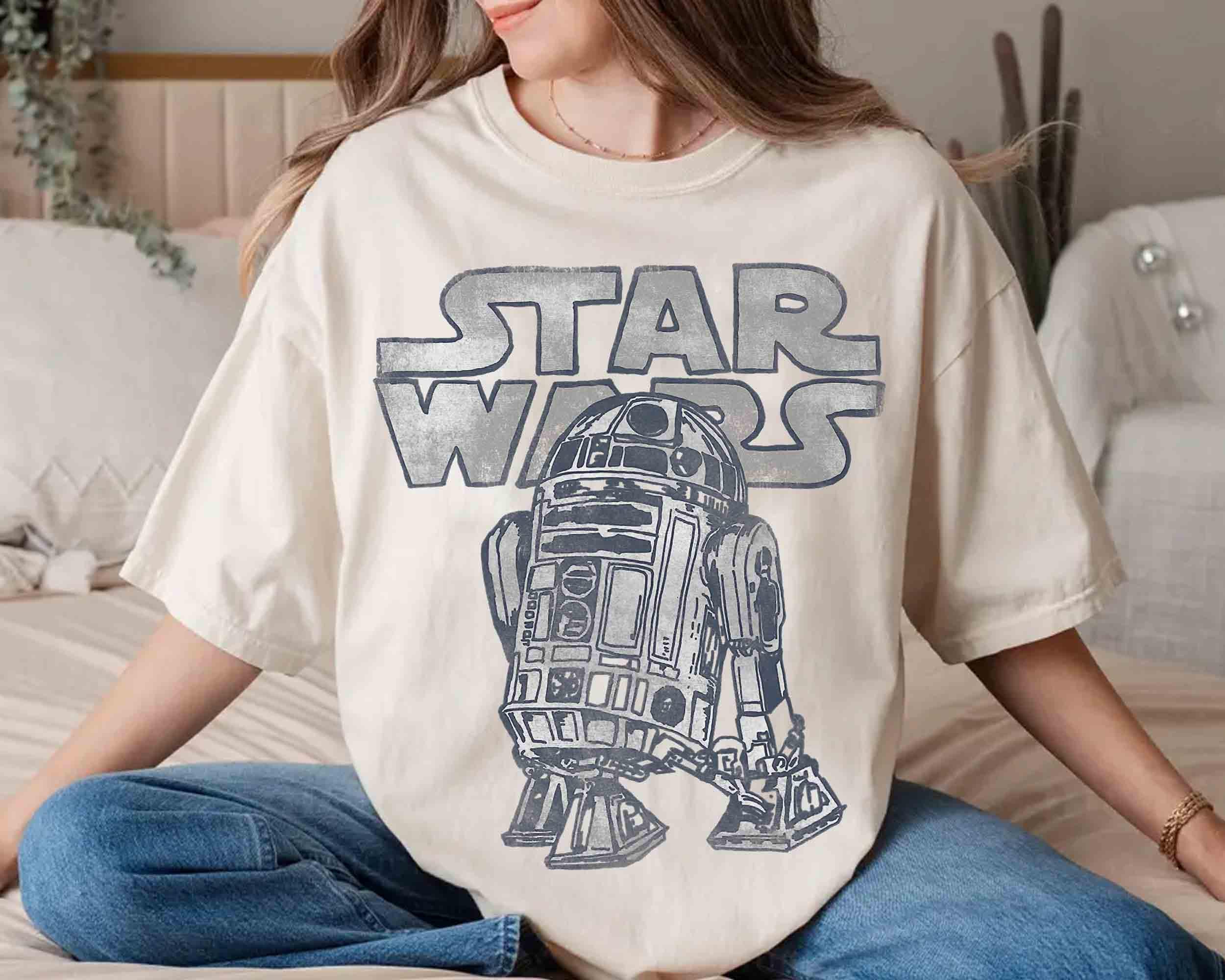 Star Wars R2-D2 Vintage Style Graphic T-Shirt, Vintage Star Wars Fans Gifts Tee, Galaxy's Edge Family Trip 2025 Matching T-shirt