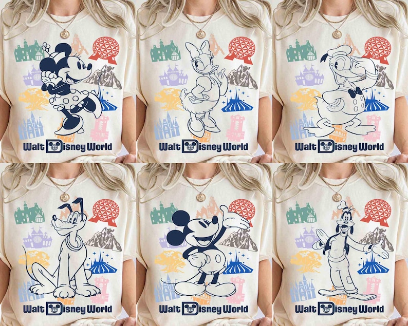 Może przedstawiać: Kremowe koszulki z r&oacute;żnymi postaciami Disneya, w tym Myszka Miki, Myszka Minnie, Kaczka Daisy, Kaczor Donald, Pluto i Goofy. Każda koszulka ma kolorową grafikę postaci, napis "Walt Disney World" i inne ikony parku.