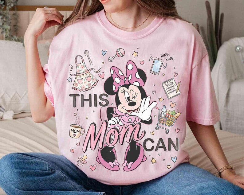 Aquarell Minnie Maus Mom Shirt, Disney diese Mutter kann T-Shirt, Muttertagsgeschenk für Mama, Disneyland Familien Reise Outfit, Disney Mom Outfit Bild 4