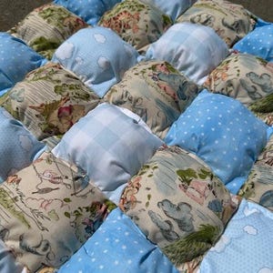 Traditional Winnie the Pooh Baby Boy Puff Quilt