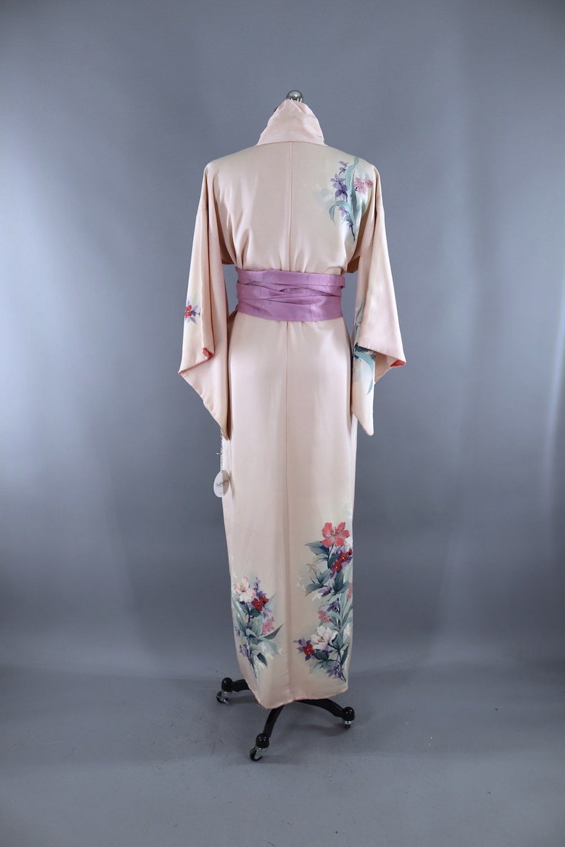 Lingerie Loungewear Vintage Silk Kimono 1980s 1990s Art Deco Wedding Dressing Gown Light Pink Floral