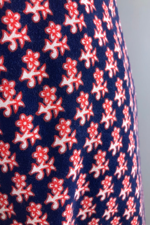 Vintage Wrap Skirt, Red White Blue Paisley, India… - image 5