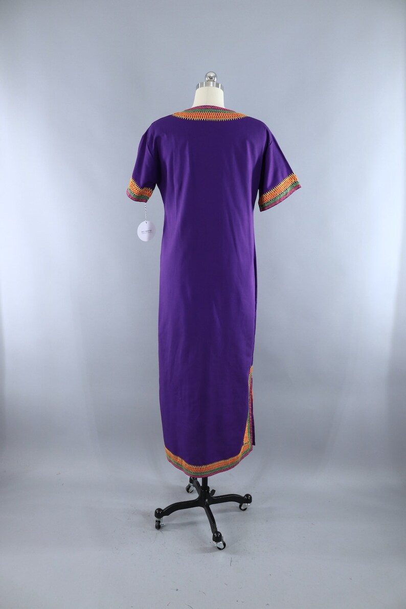 Vintage Embroidered Caftan Dress 1970s Purple Maxi Dress Long Hostess Dress Hippie Style Boho Kaftan
