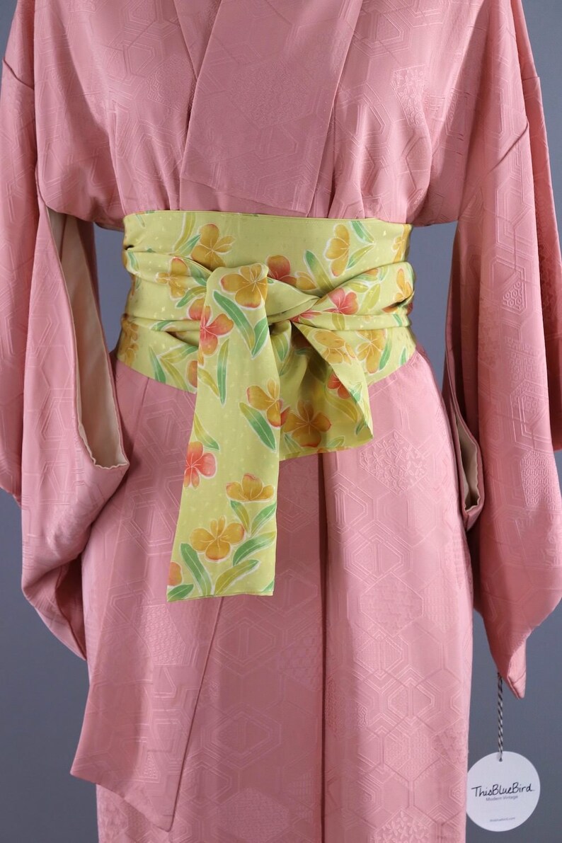 Vintage Silk Kimono Robe Vintage Dressing Gown Vintage Lingerie Robe Loungewear 1960s Pink Hex Hexagons Hexagon