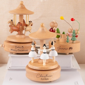 Caja de música con nombre grabado, recuerdo musical de carrusel de madera con bailarina, caja de música de carrusel de madera personalizada, regalo para baby shower, regalos para recién nacidos