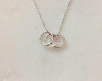 Three Silver Rings Necklace - Triple Rings Pendant - Modern Silver Necklace - Minimalist Necklace
