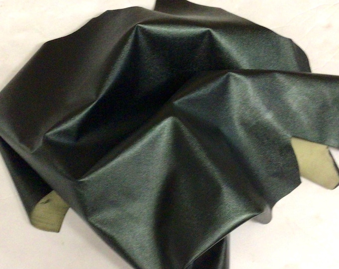 Forest green leather Lambskins, leather hides, crafting leather. Handbag leather. OSM1821