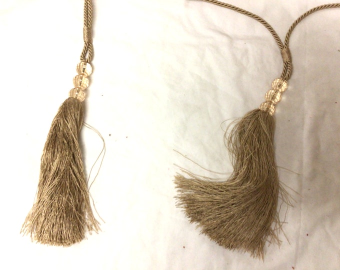 Package Of 2 Rose Gold 31 inch Acrylic Ball with 7 inch Tassels. T801B