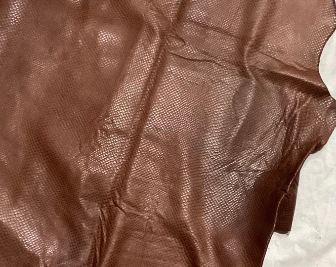 Auburn Brown Embossed  Rattlesnake pattern Leather Deerskin OSM591