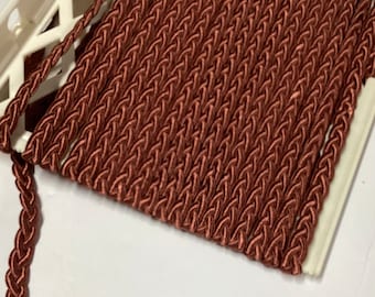 3/8 Inch wide,  Rusty Red Gimp.  Trim.  Decorative.  HK33. 12 Yard bolts