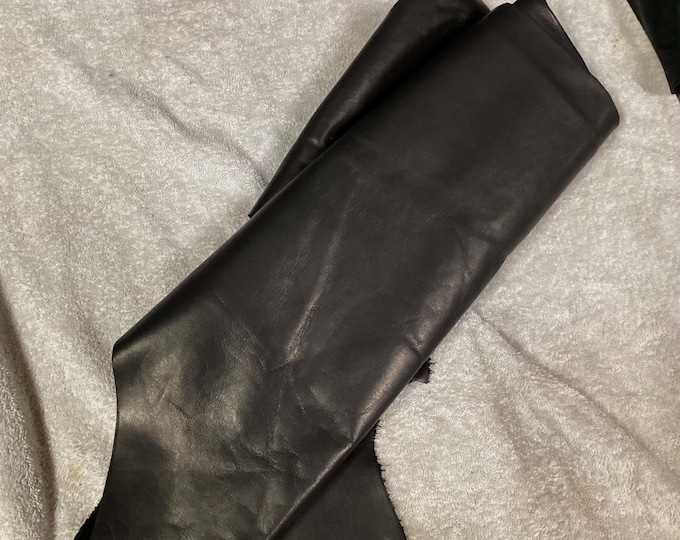 Pearly Black Leather Cowhide Remnants,  BR123
