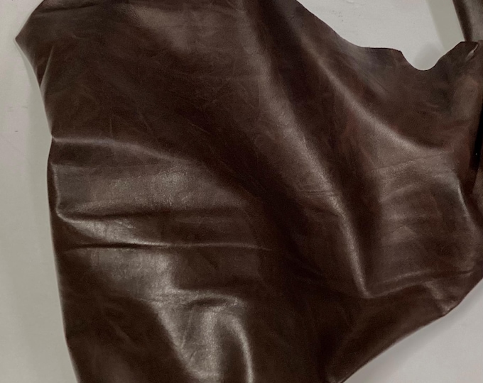 Distressed Brown Leather Lambskins. Leather hides. Hides. Leather. Leather for garments. Handbag leather. OSM651