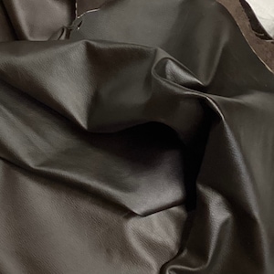 Dark Brown Blackhearth Leather Cowhides, TOWN4507