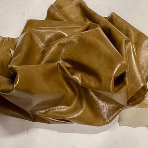 Saddle Caramel Leather Cowhides. Leather Hides. Crafting Leather. Automotive Leather. Upholstery leather, Clothing Leather,  BR869