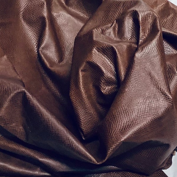 Brown Embossed Sidewinder Leather Cowhide.  11DRW
