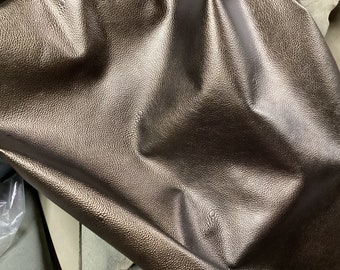 Tigers Eye Metallic Stingray Cowhide Leather: Upholstery Garment Leather/  TOWN675