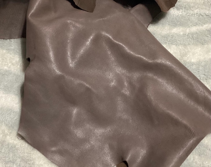 Taupe leather Lambskin. Leather hide,  hides, Lambskins.  OSM456
