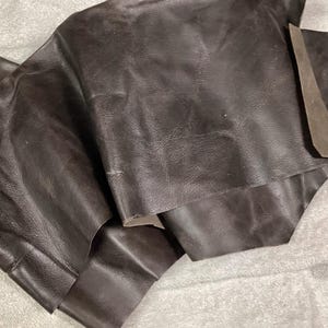 Southern Walnut Brown Pull-up Leather Cowhide Remnants,  BR200