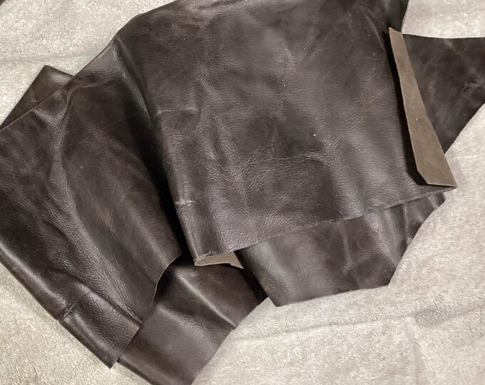 Southern Walnut Brown Pull-up Leather Cowhide Remnants,  BR200
