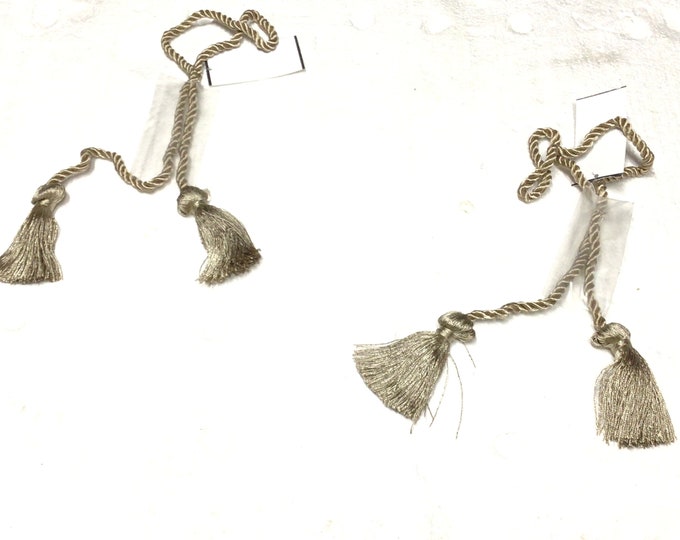 Package of 2 Silver Chair Ties, 27 Inch Cord with Tassels,  DW48