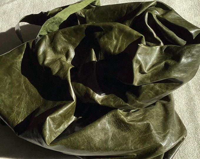 51 square feet Wintergreen PullUp Distressed Leather Cowhide,  604CL
