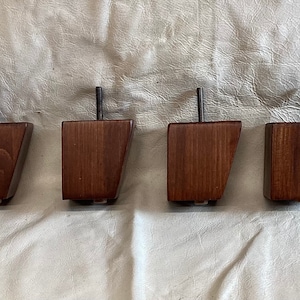 Oak Finish Wooden Furniture Legs.  Chair Risers.  Chair Legs.  Sofa Legs. DA1122