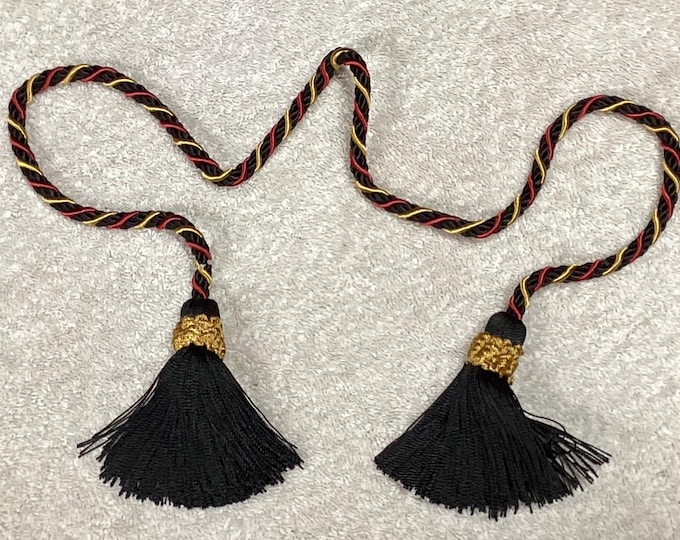 Package of 4 Decorative Cording with Tassel Accents. Tiebacks.  curtain  Tiebacks. DW02