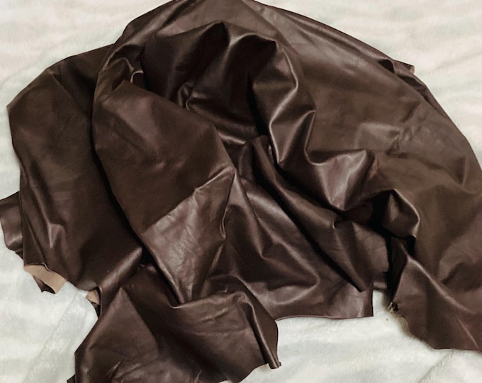 39 square feet Brown Leather Cowhide. DEAL12