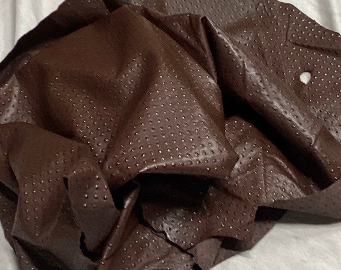 5 sq, ft, Brown Embossed Ostrich Leather Lambskin.  LAMB7590