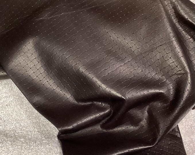 Brown Embossed Basketweave Leather Lambskins. Leather hides. Gifts for her. Leather Pieces. Handbag Leather, Leather Lining. OSM649