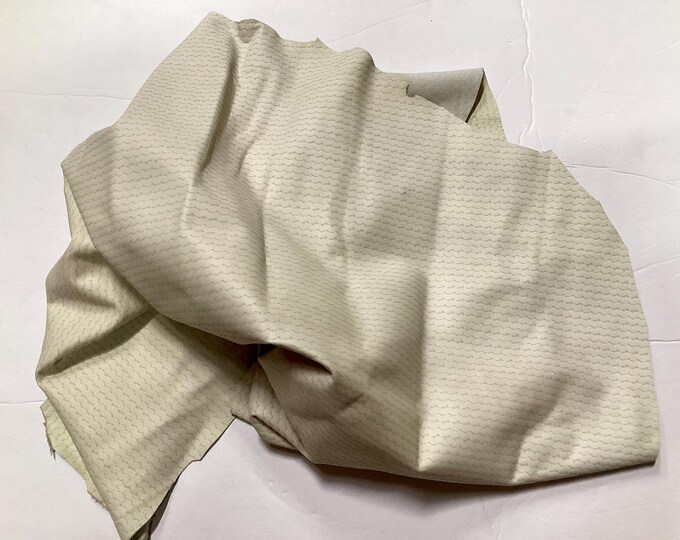 Oyster White Printed Zig Zag Pattern Leather Lambskin.  Leather hides,  A2401