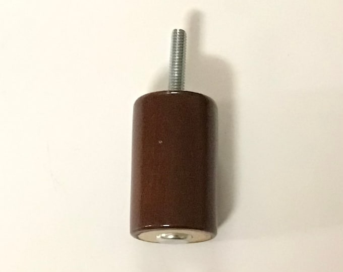 Package of 4 Wooden 2 1/2 Inch Furniture Legs.  SM25