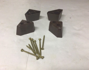 Package of 4 small plastic triangle plastic furniture legs. Chair risers. Furniture legs. Plastic legs, BSMT