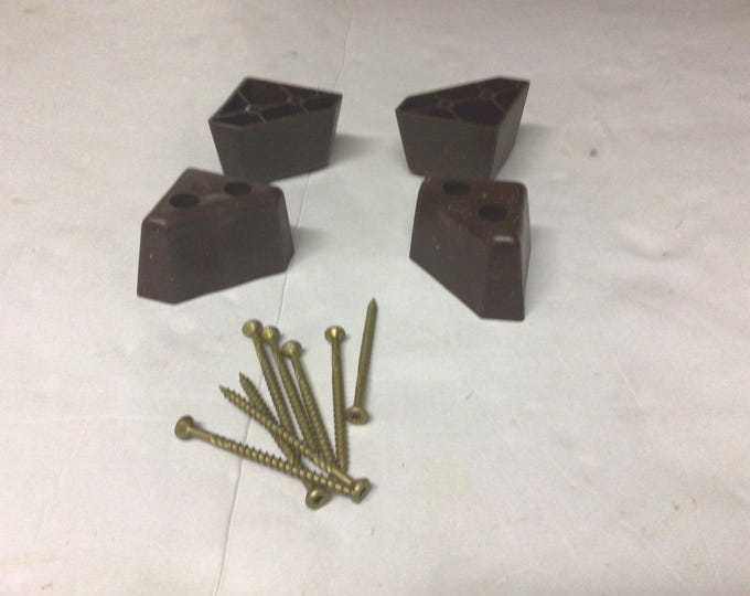 Package of 4 small plastic triangle plastic furniture legs. Chair risers. Furniture legs. Plastic legs, BSMT