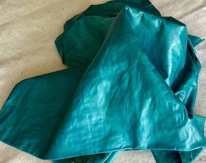 60 Square feet Teal Leather Cowhide, upholstery. Garment. Automotive, 613CL