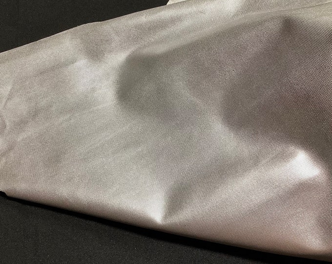 Silver Embossed Leather Lambskin. OSM10275