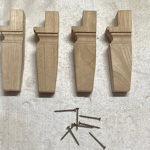 Carton of 4 Square Tapered Block Style Wooden Furniture Legs. MR47 image 3