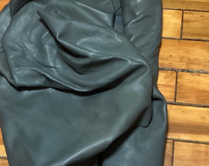 65 square feet Gray Pebbled Leather Cowhide, Automotive, Upholstery, Gatment.  DEAL64